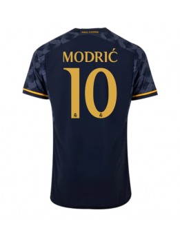 Billige Real Madrid Luka Modric #10 Bortedrakt 2023-24 Kortermet